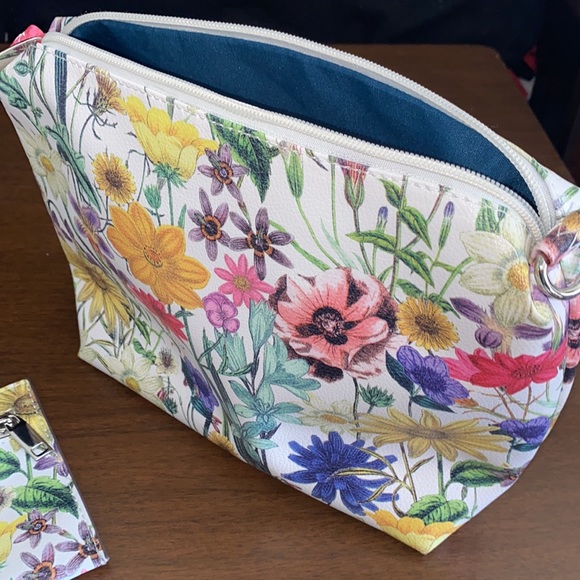 Floral Bags Set - Picture 5 of 8